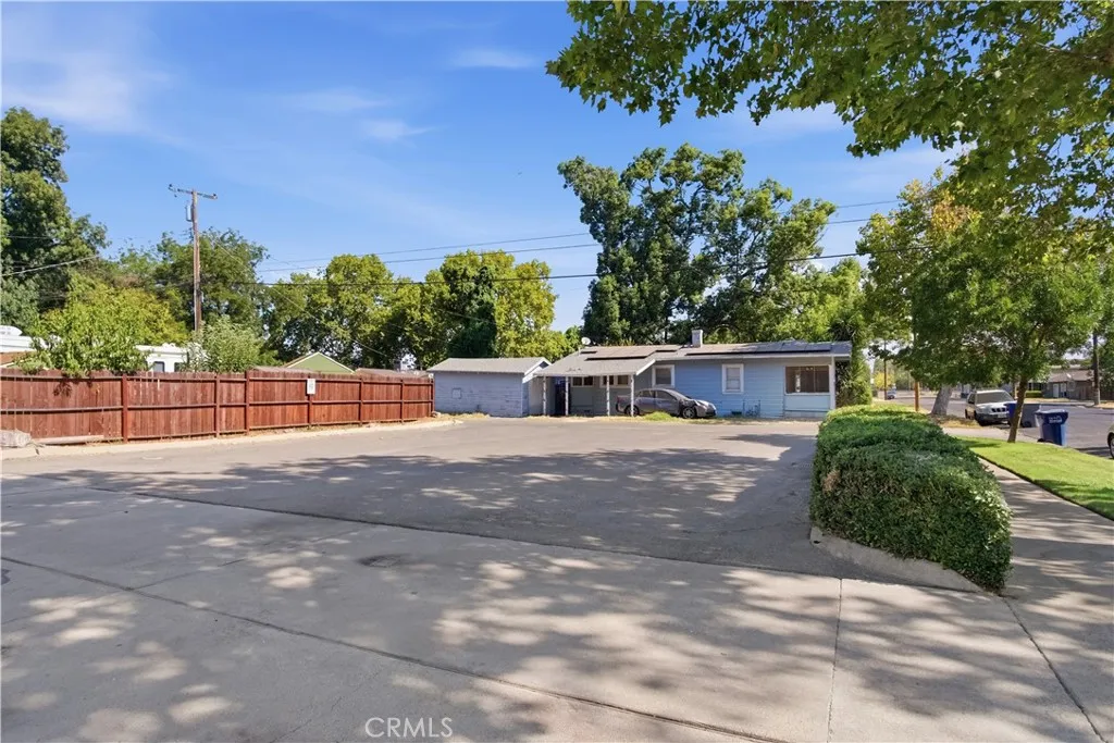 main property photo 26