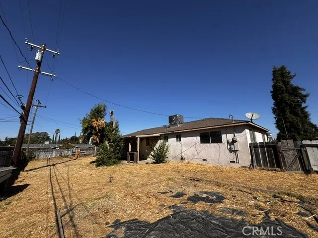 main property photo 13
