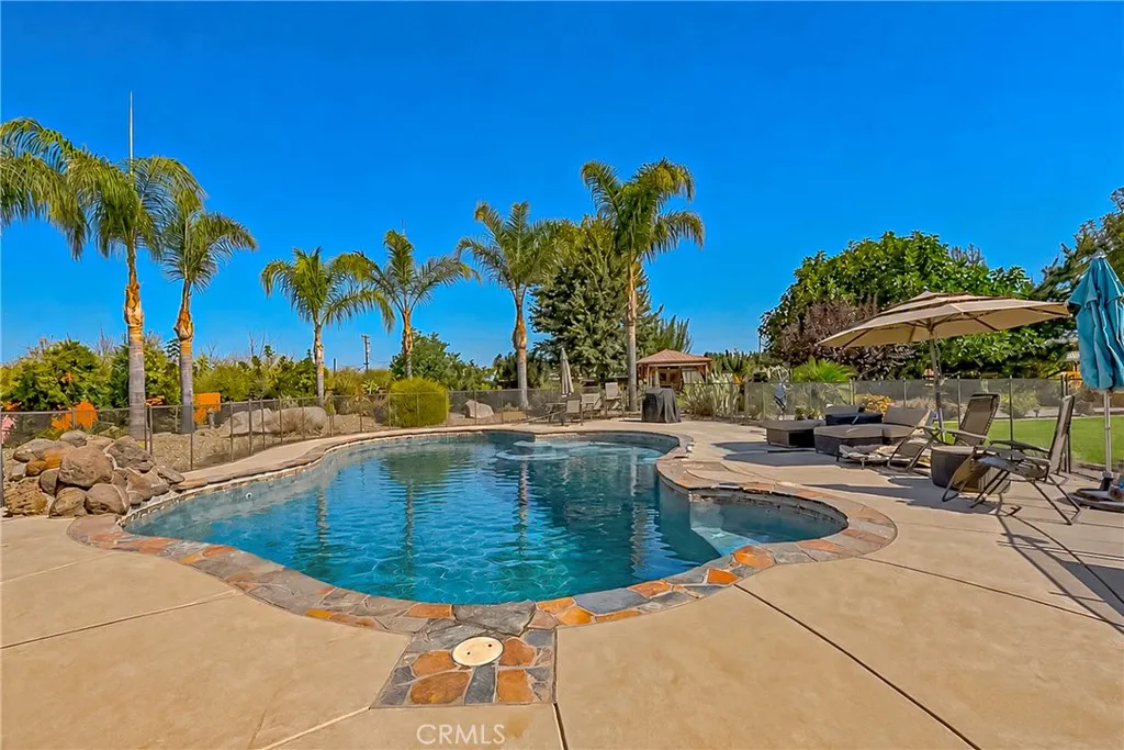 main property photo 68