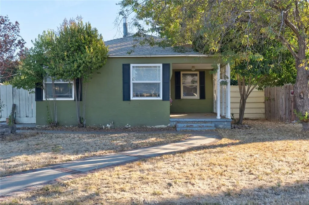 main property photo 2
