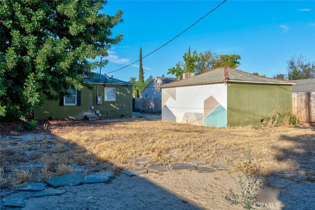 main property photo 43