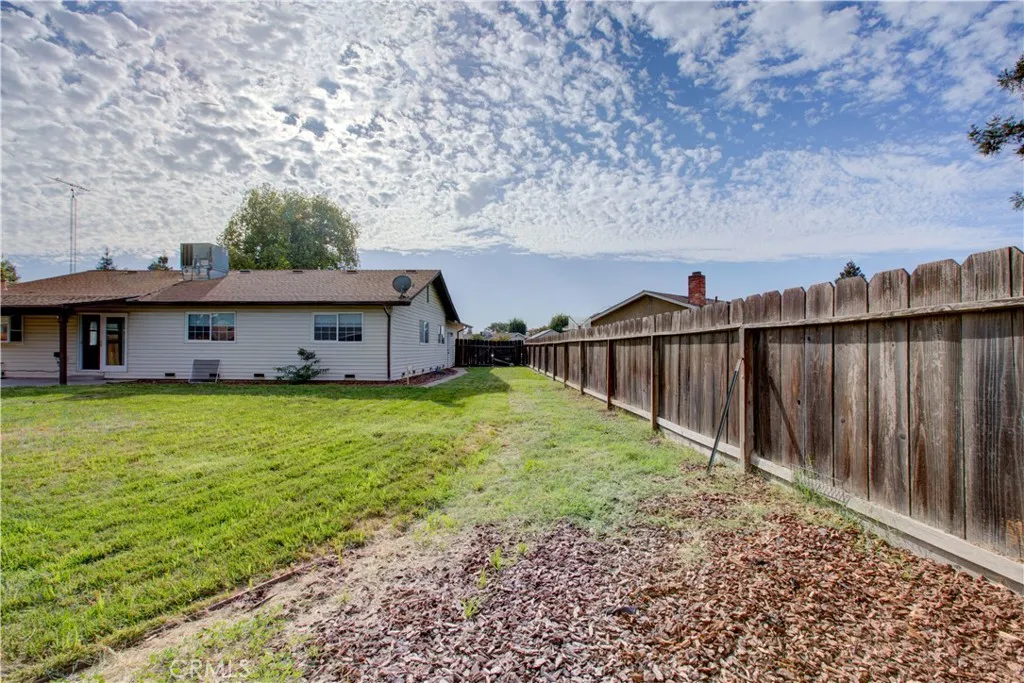 main property photo 15