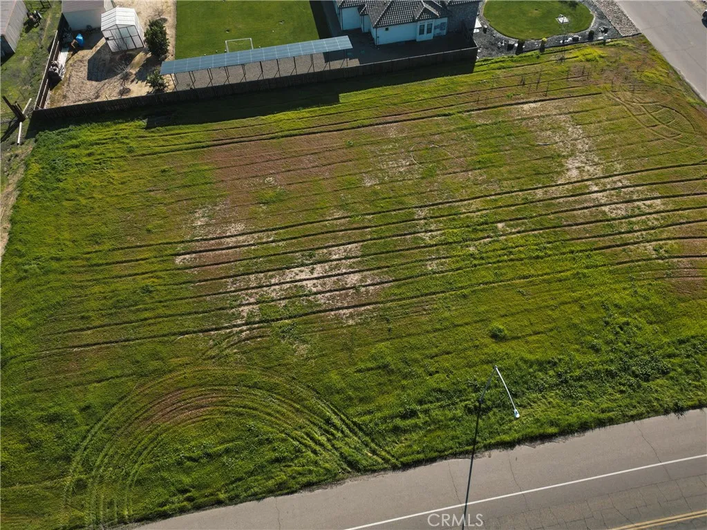 main property photo 17