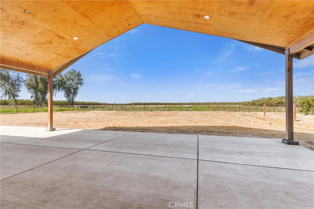 main property photo 39