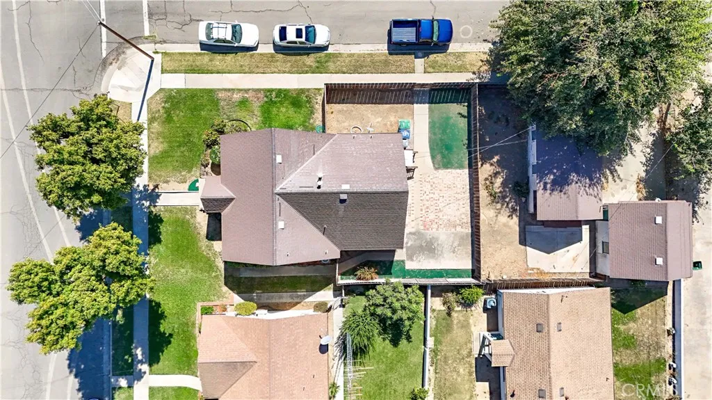 main property photo 46