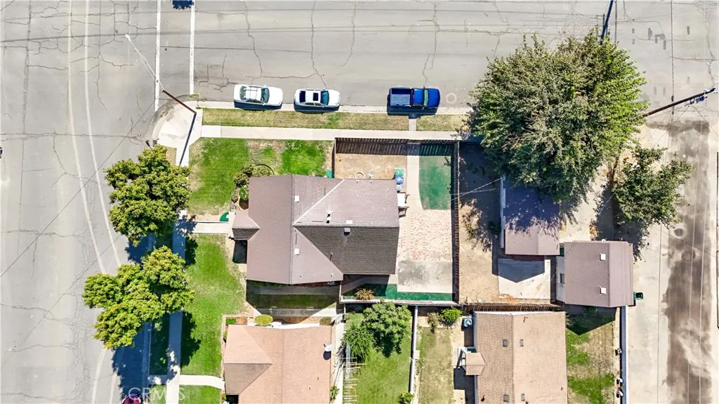 main property photo 47