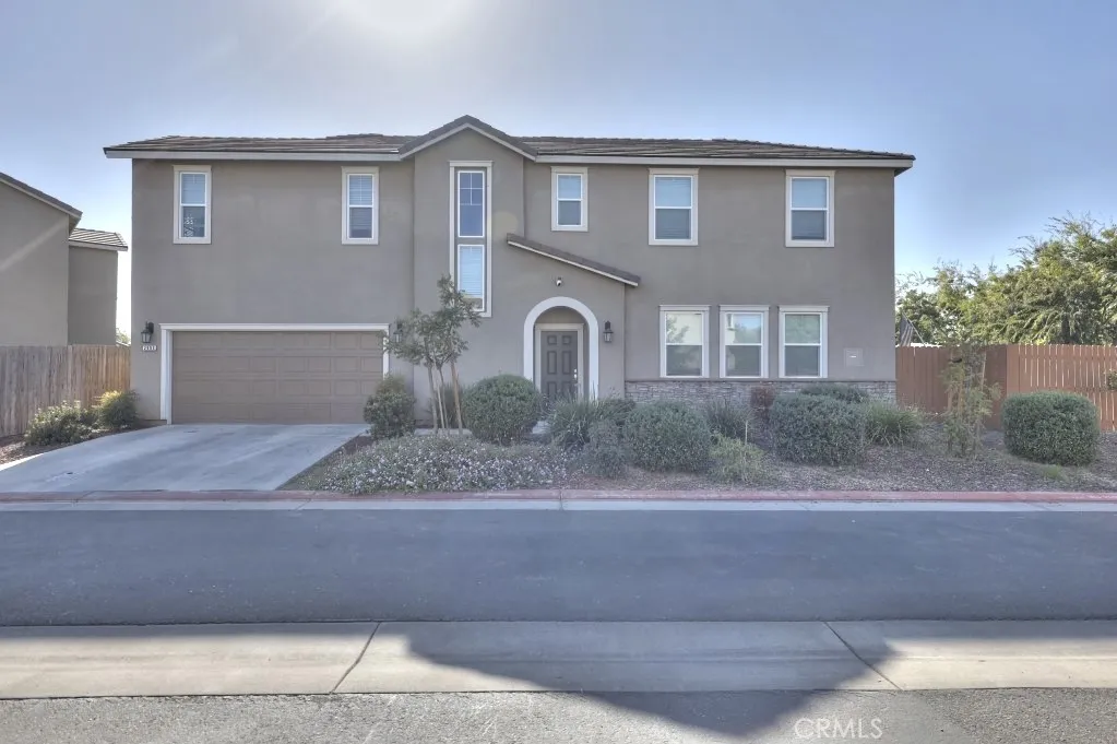 main property photo 16