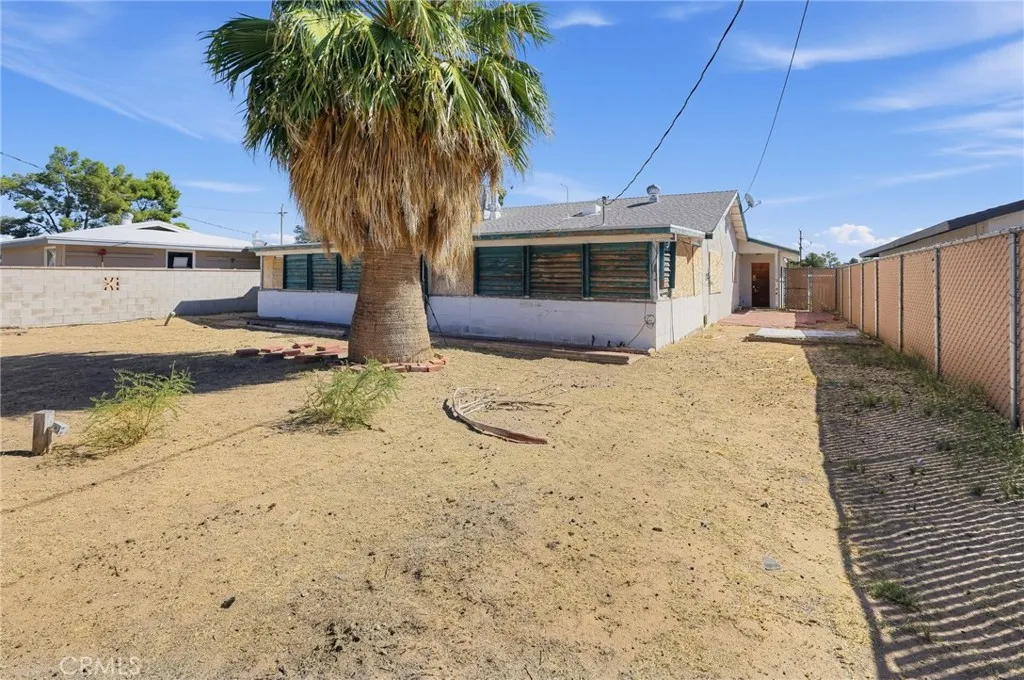 main property photo 7