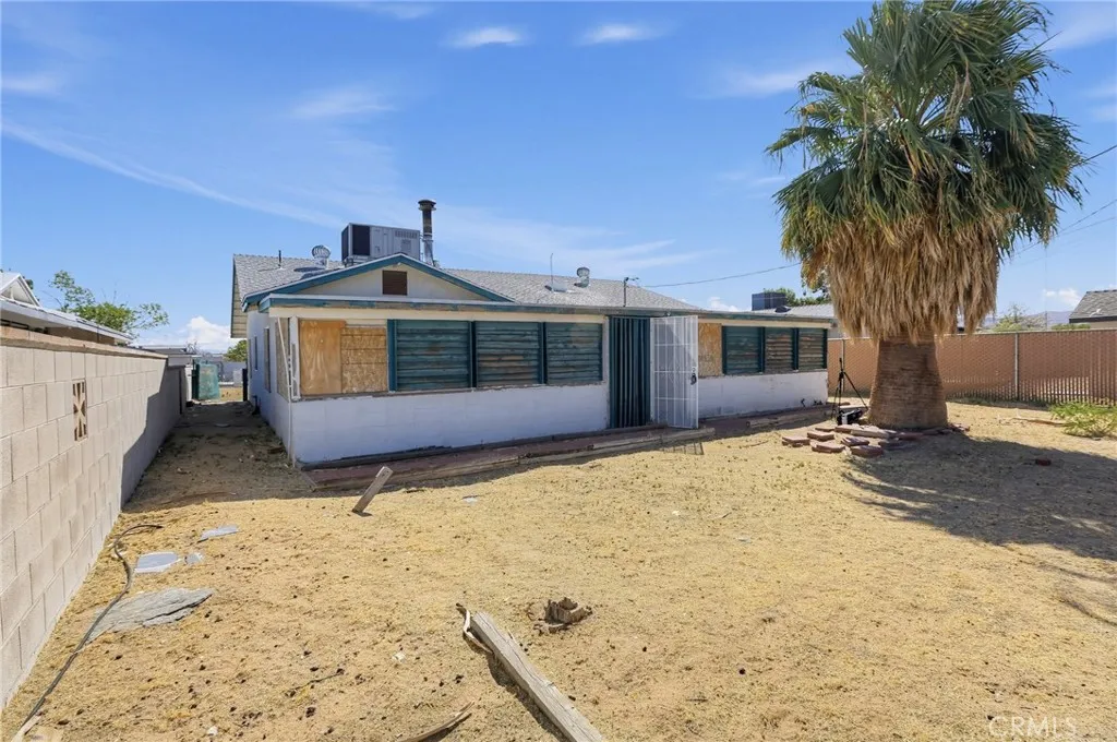 main property photo 8