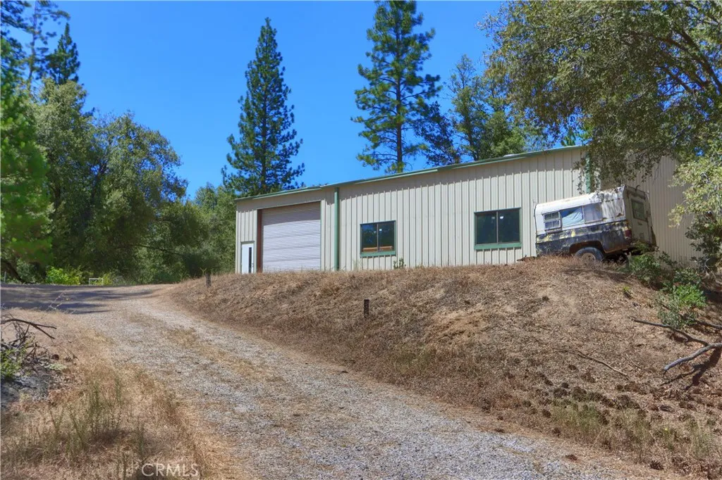 main property photo 42