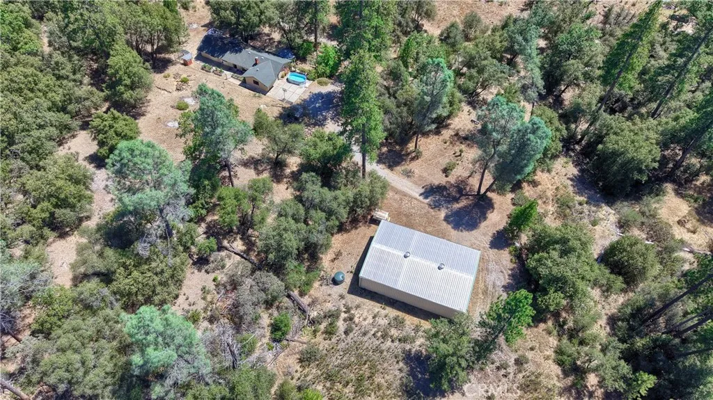 main property photo 50