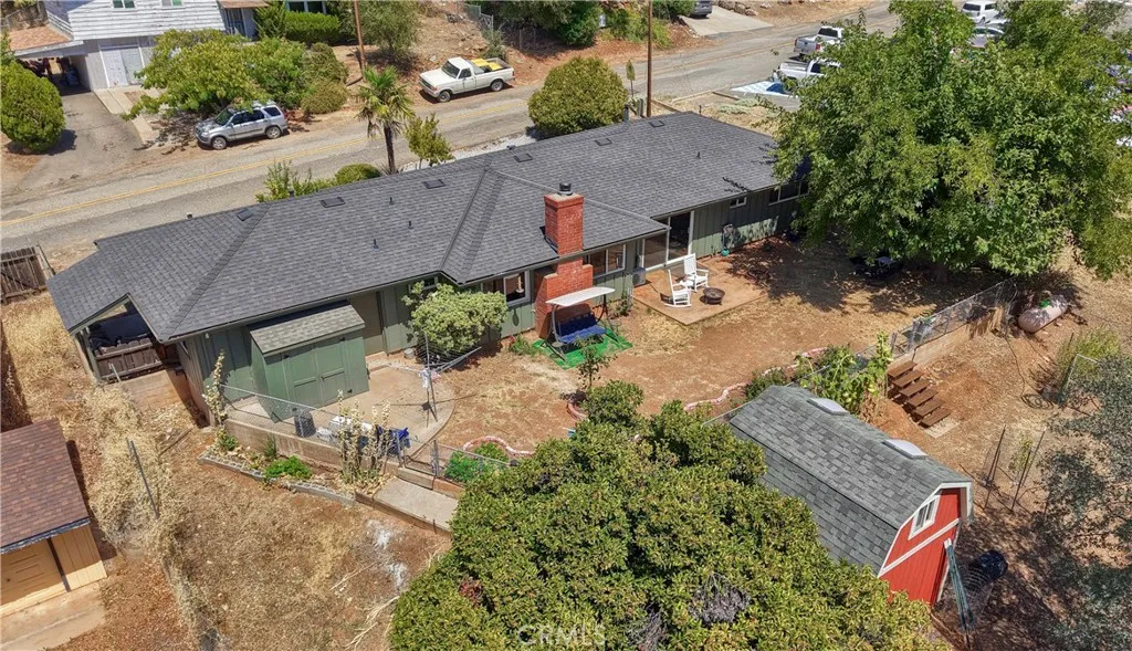 main property photo 46