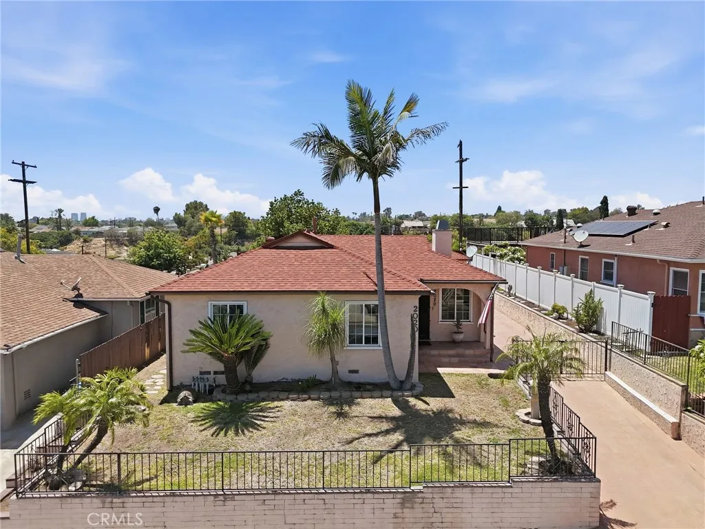 main property photo 33