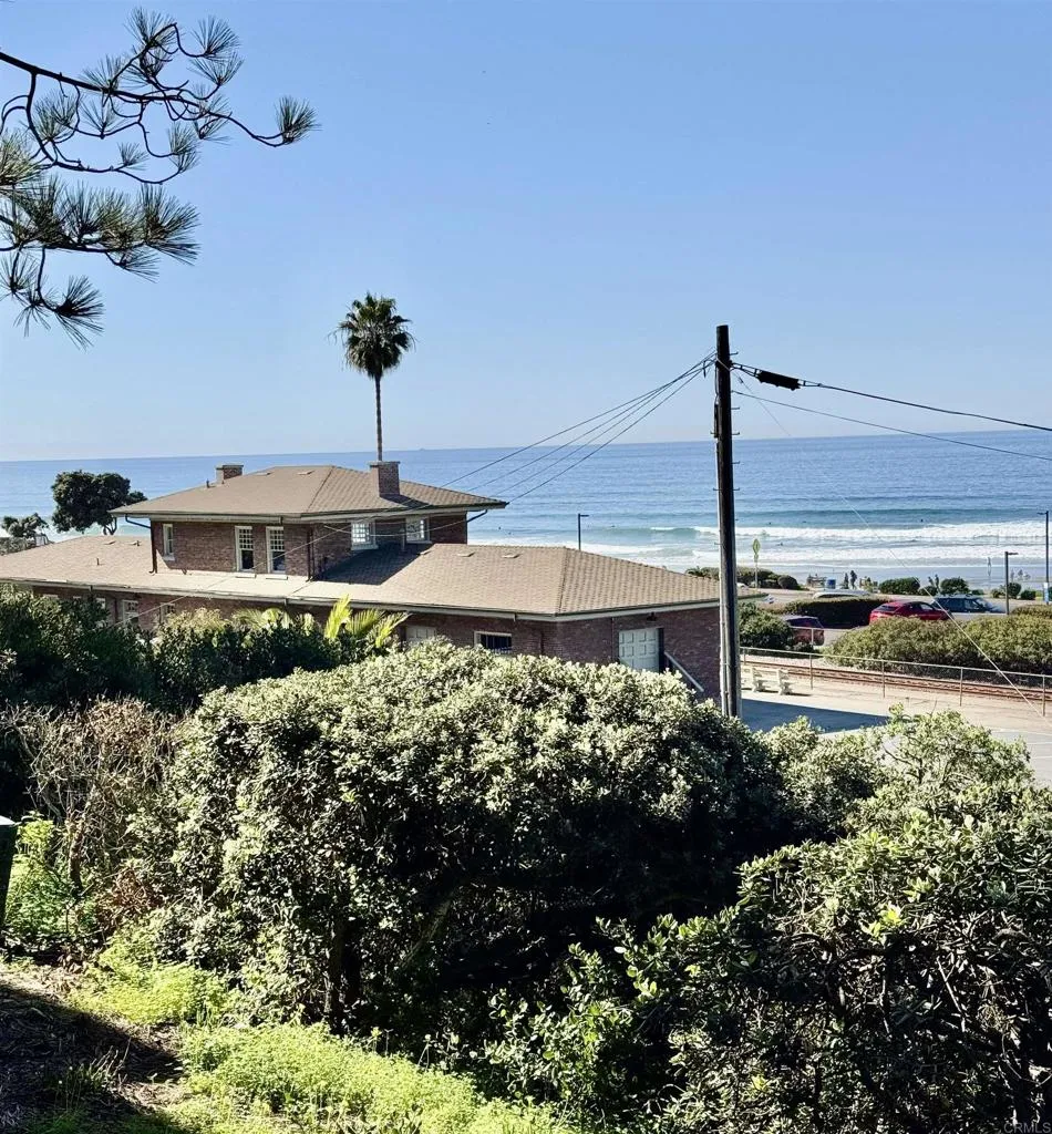main property photo 60