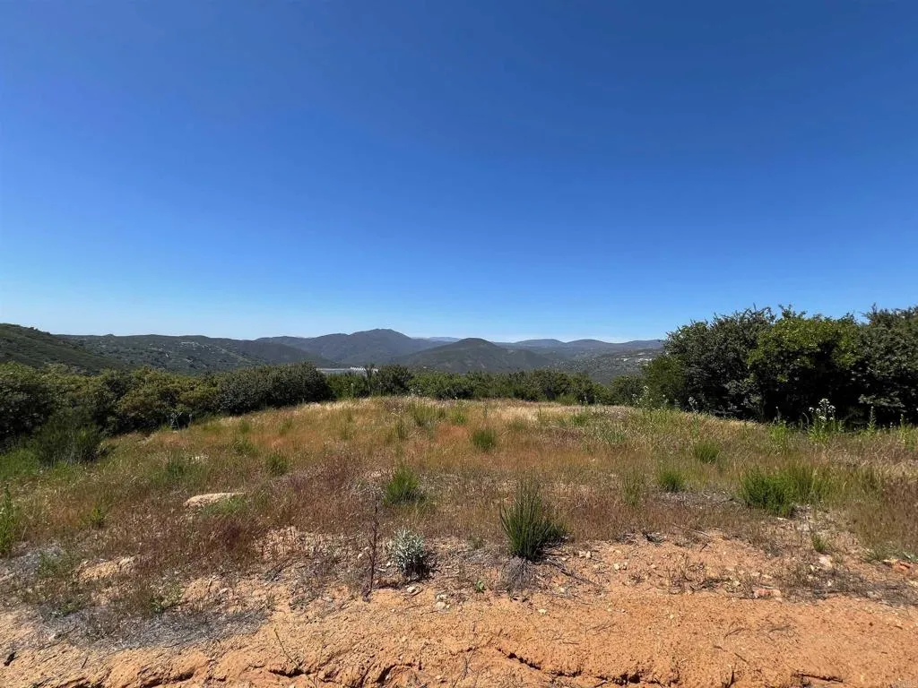 main property photo 11