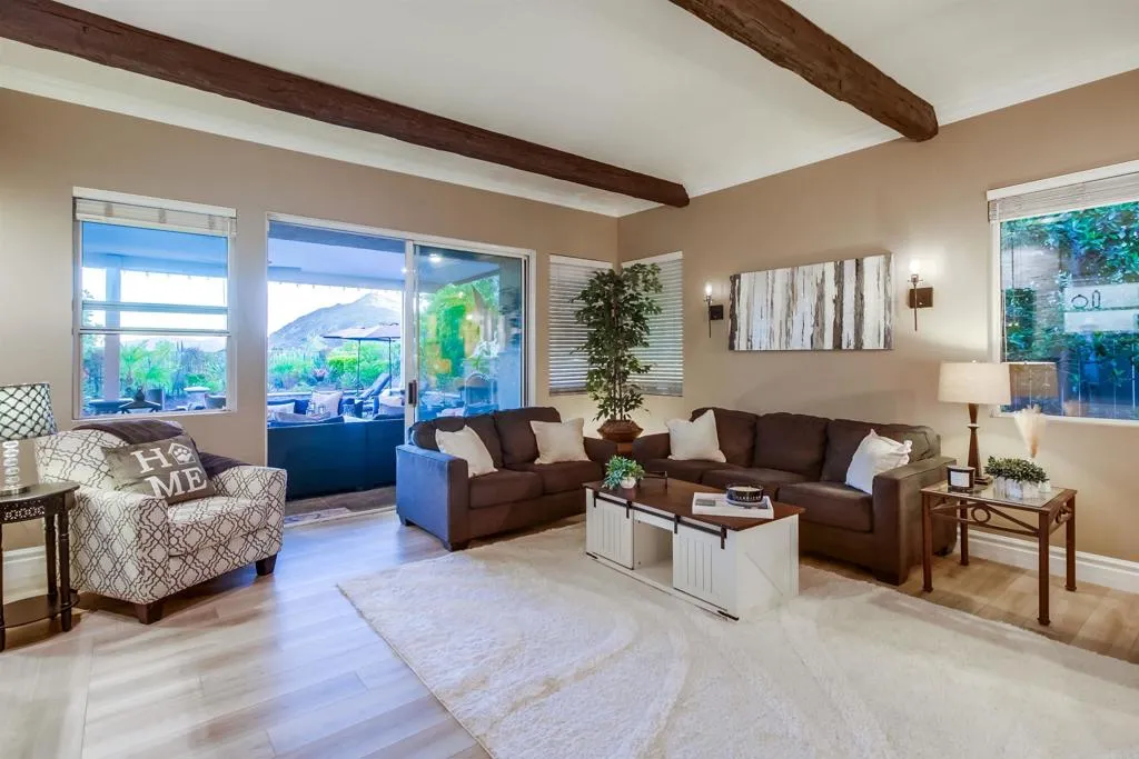 property viewer photo 14