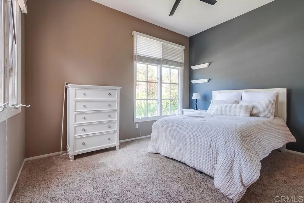property viewer photo 34