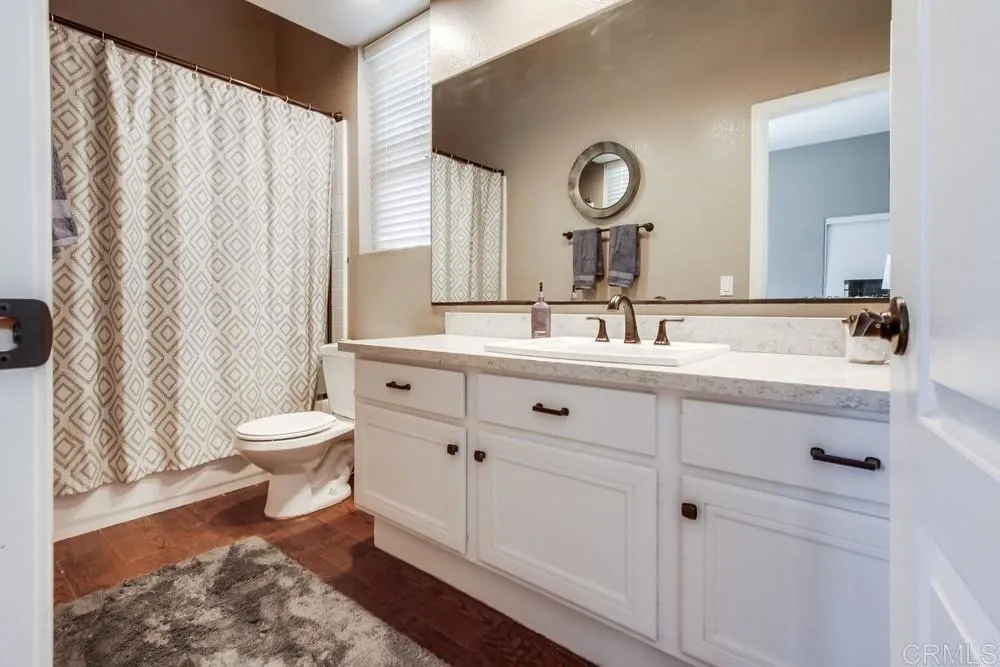 property viewer photo 37