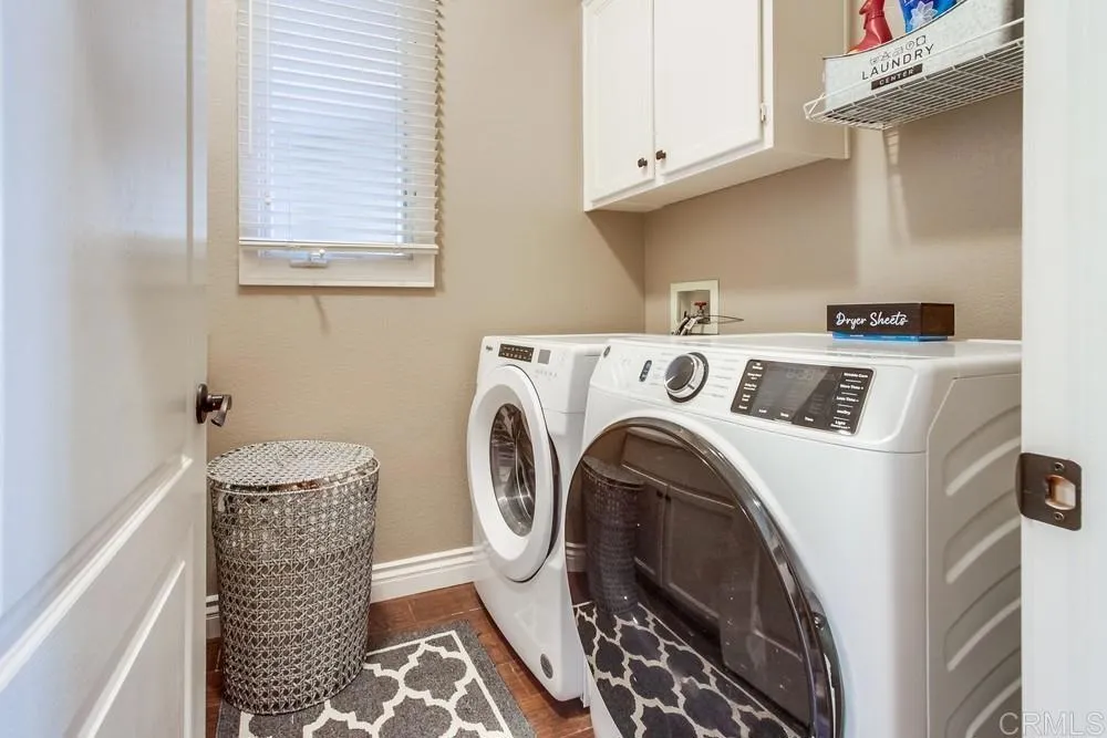 property viewer photo 41