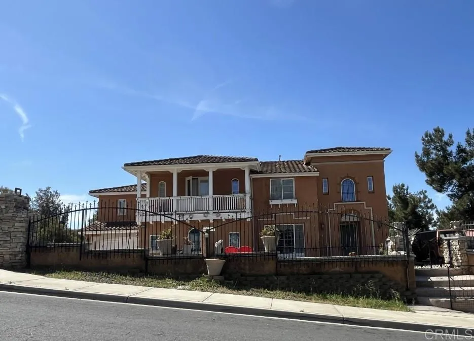 main property photo 2