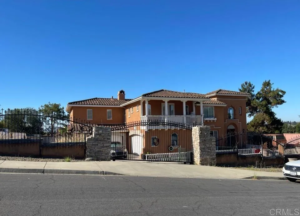 main property photo 3