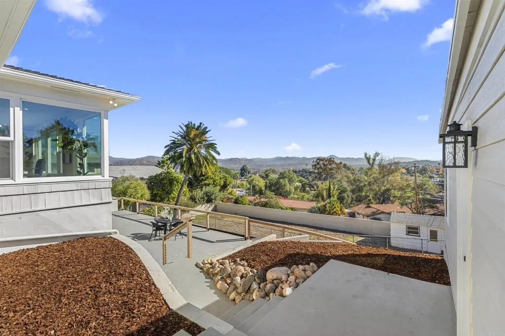 main property photo 60