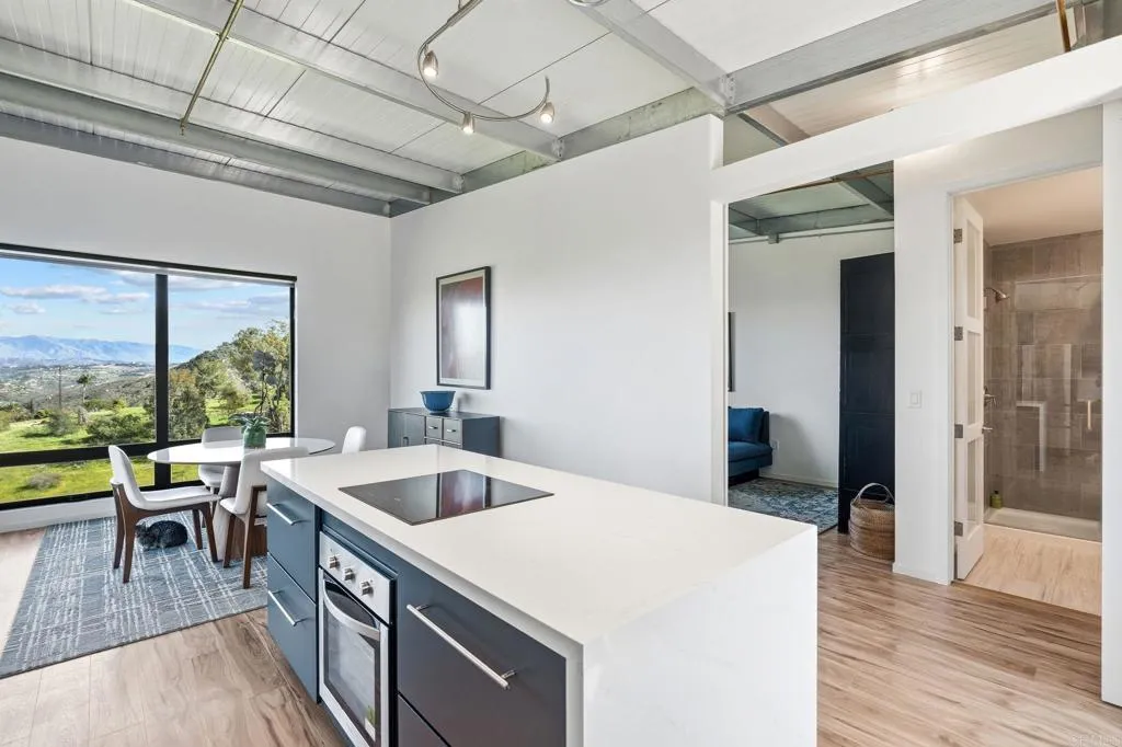 main property photo 59
