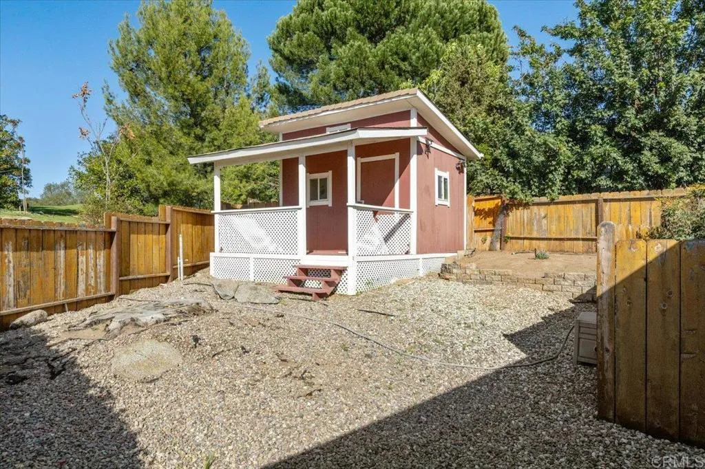 main property photo 29
