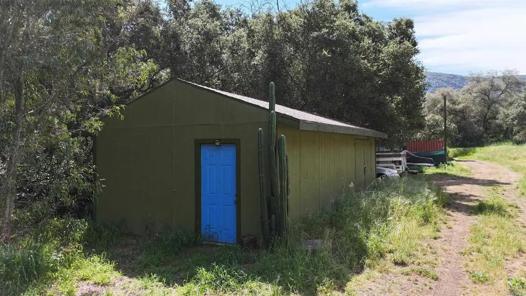 main property photo 39