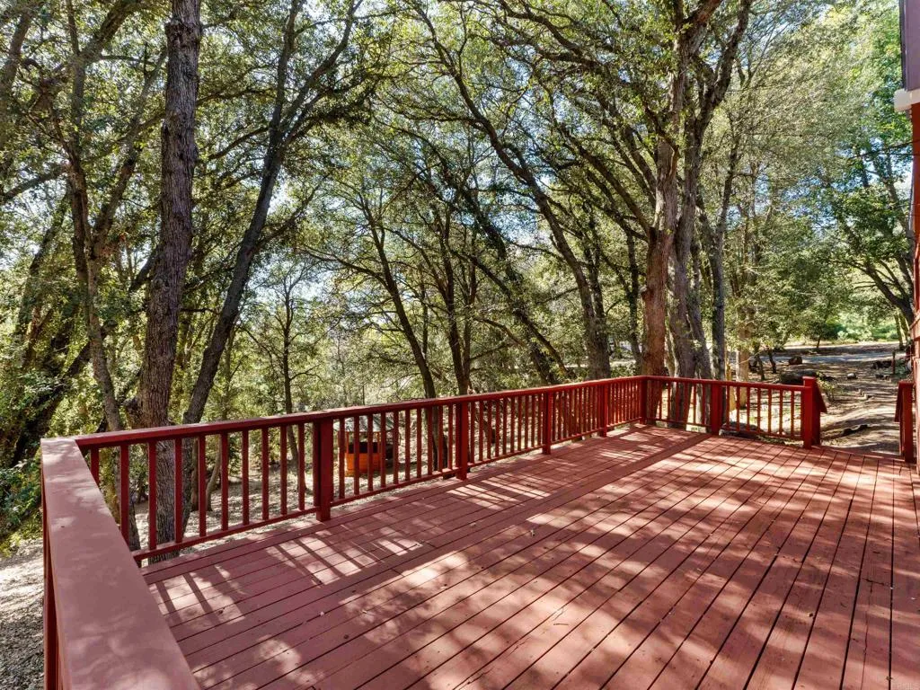 main property photo 50