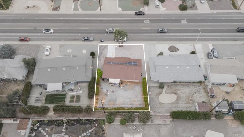 main property photo 17