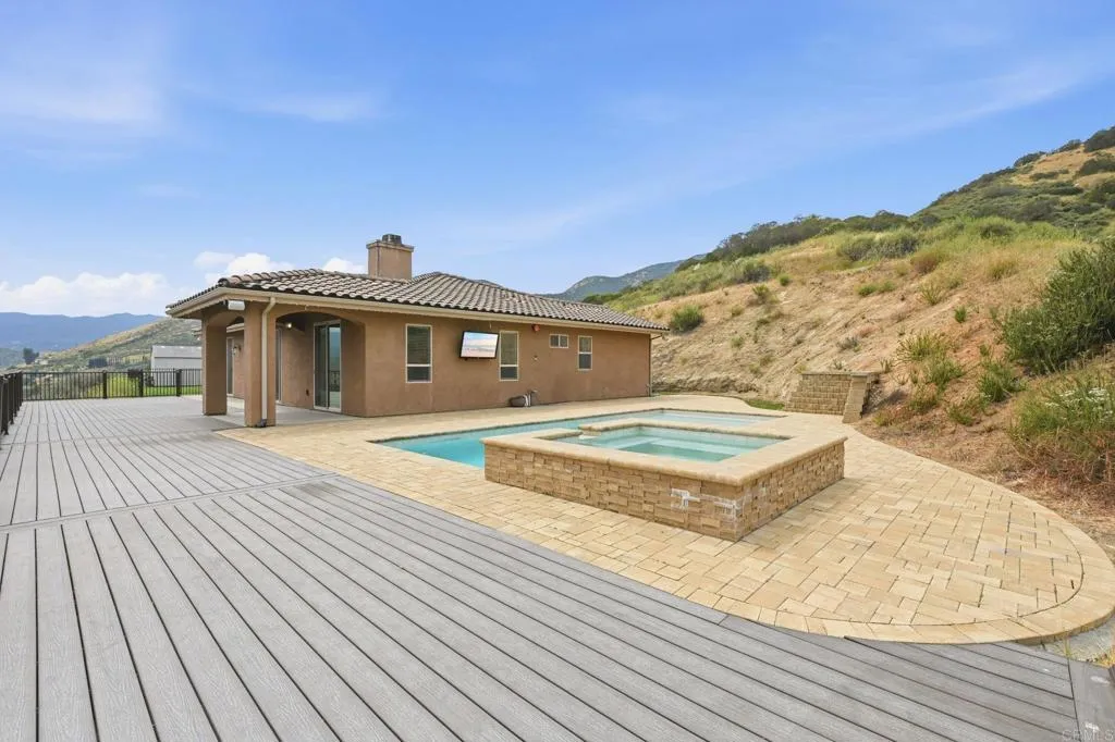 main property photo 53