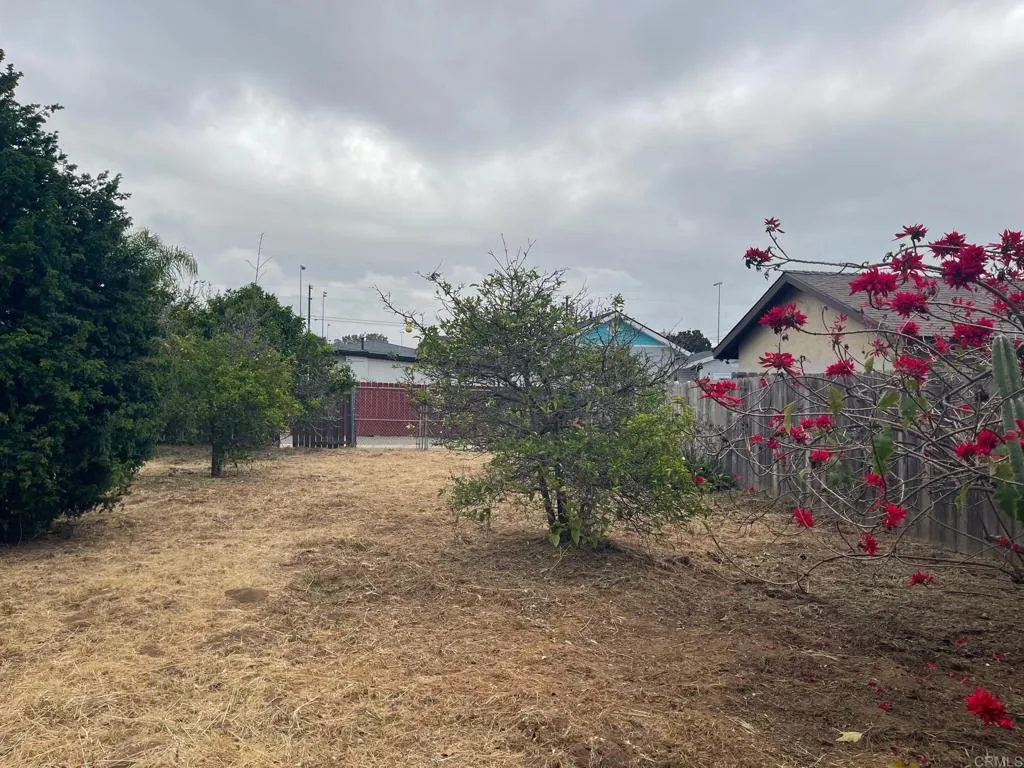 main property photo 8