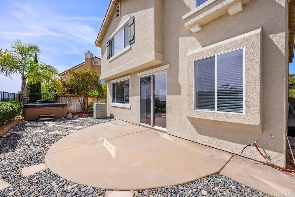 main property photo 25