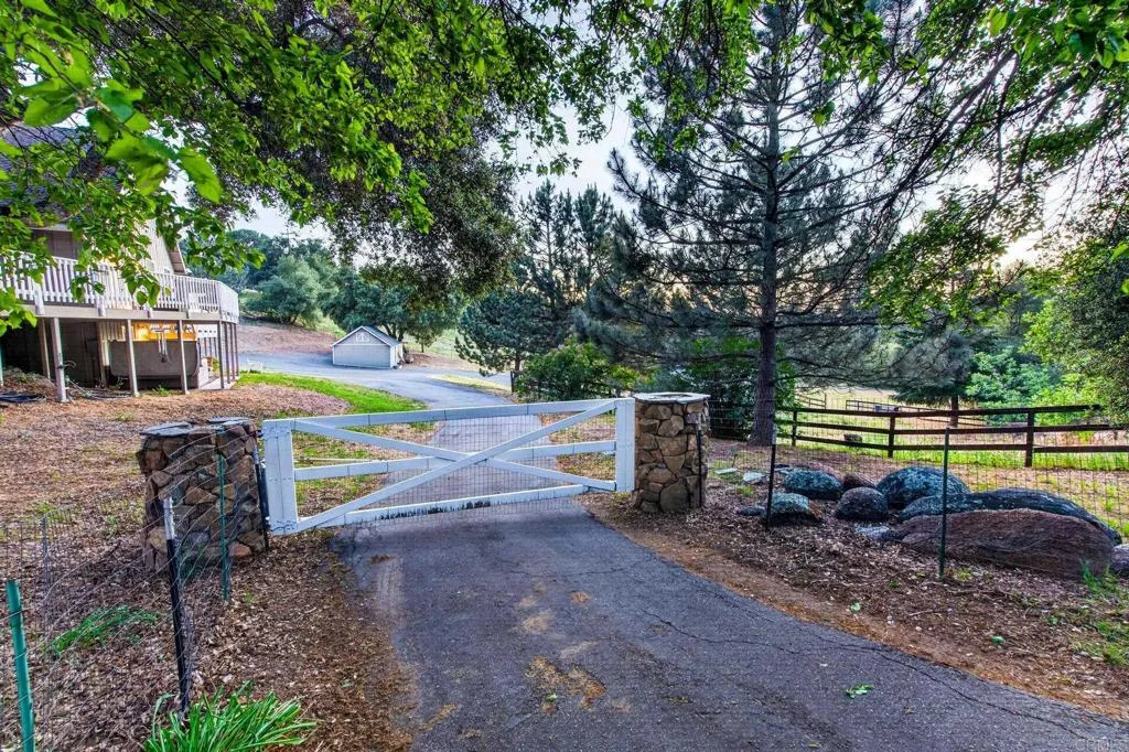 main property photo 49