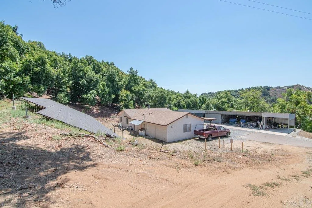 main property photo 38