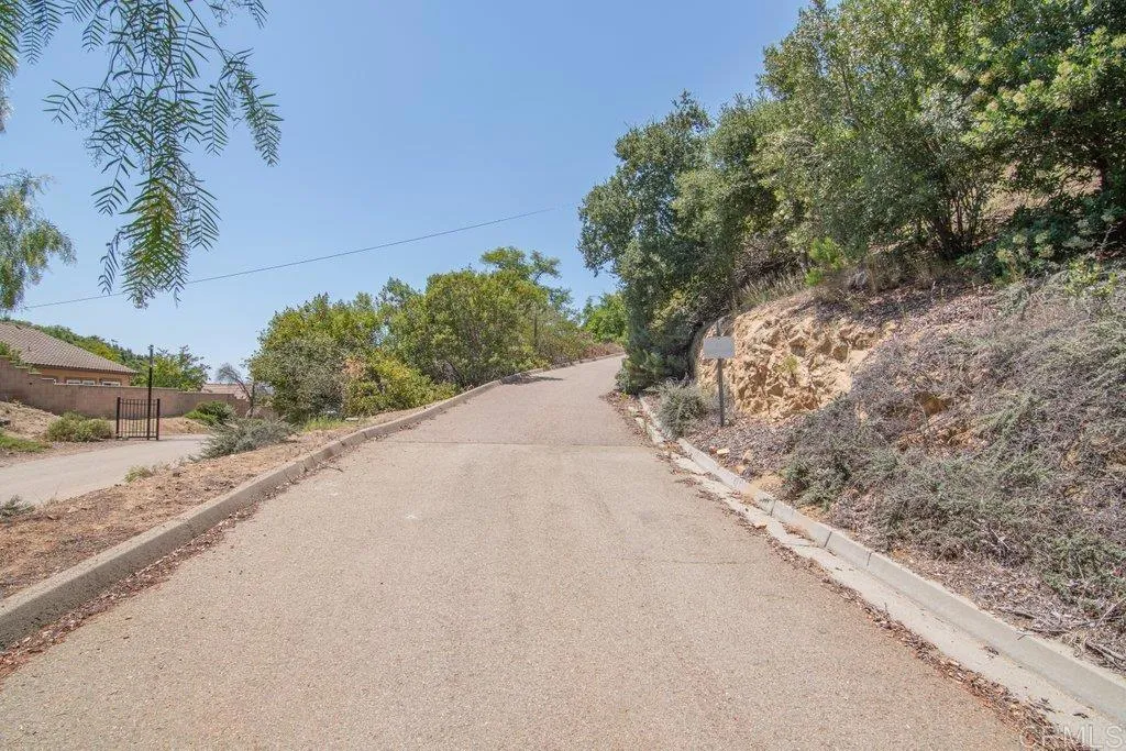 main property photo 67