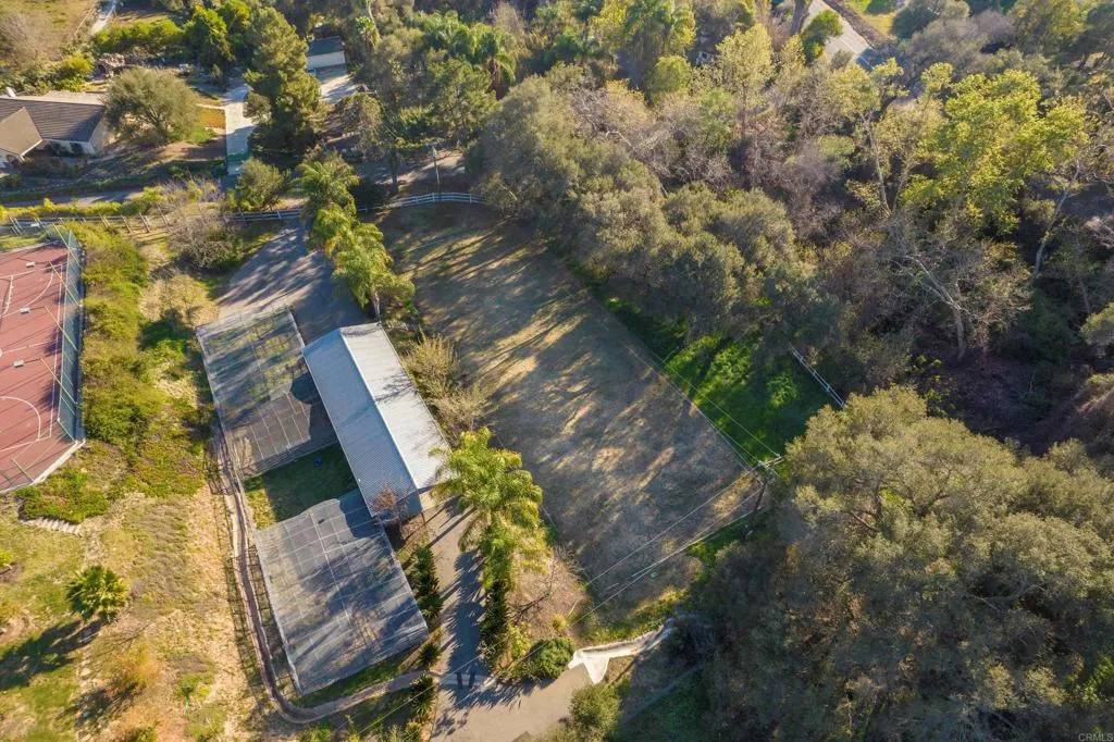 main property photo 44