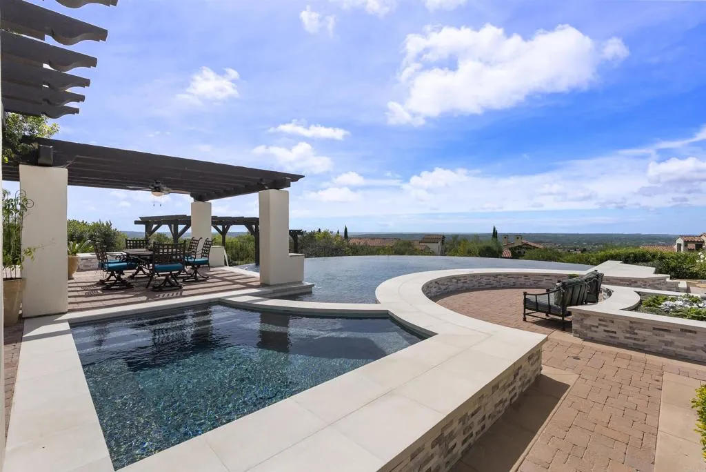 main property photo 53