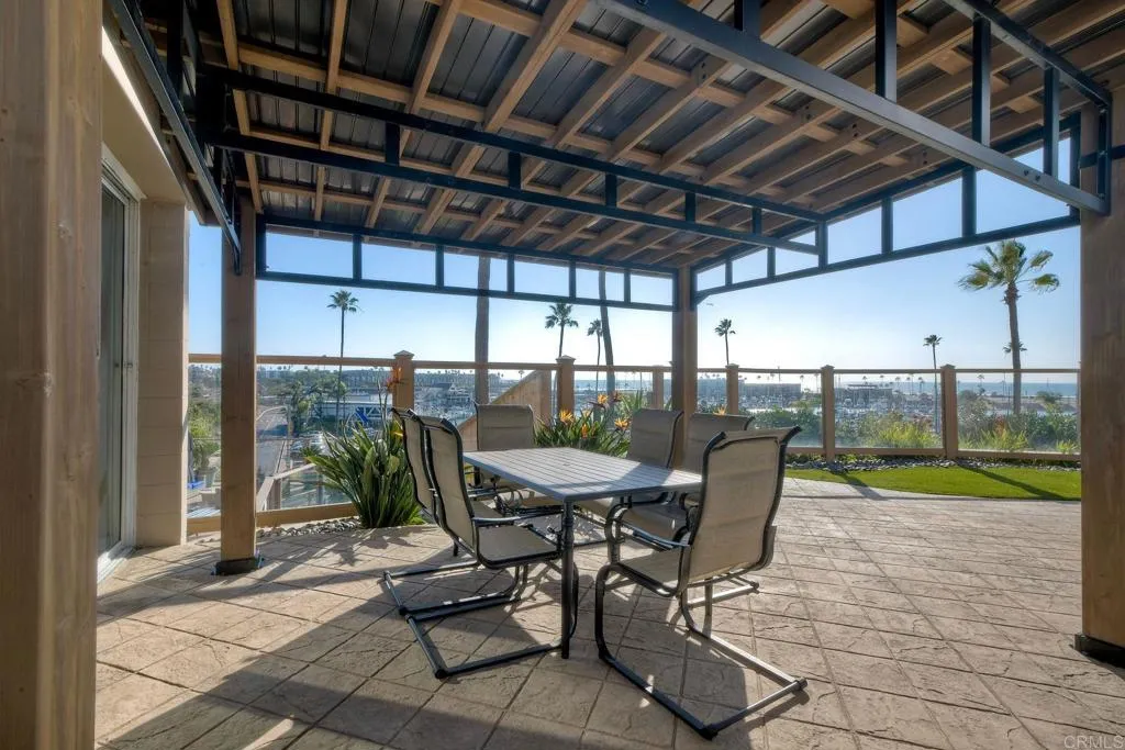 main property photo 45