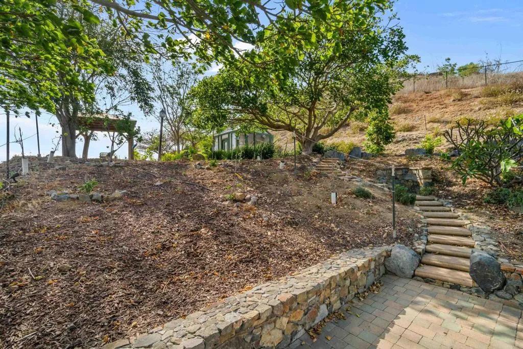 main property photo 60