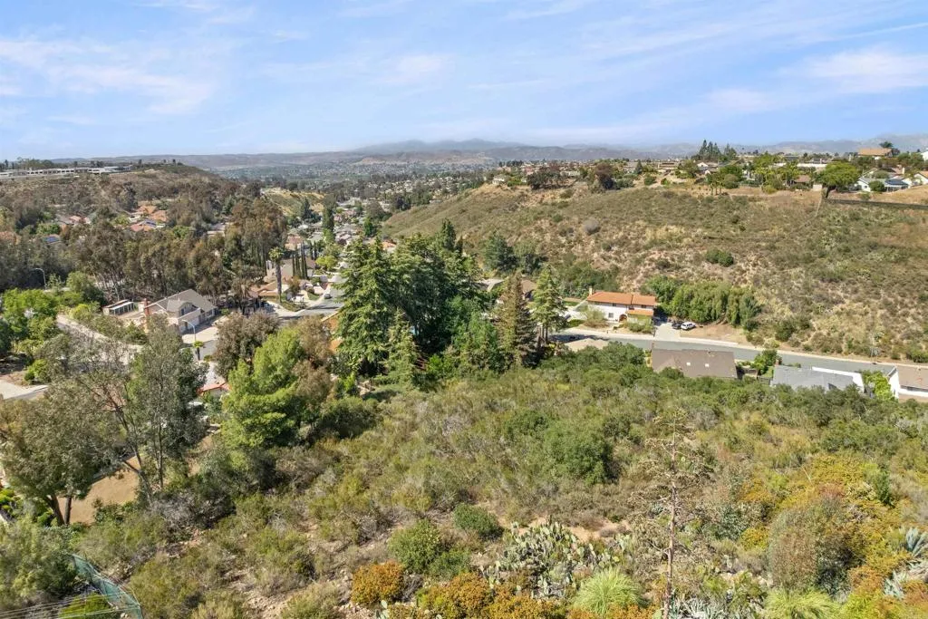 main property photo 61