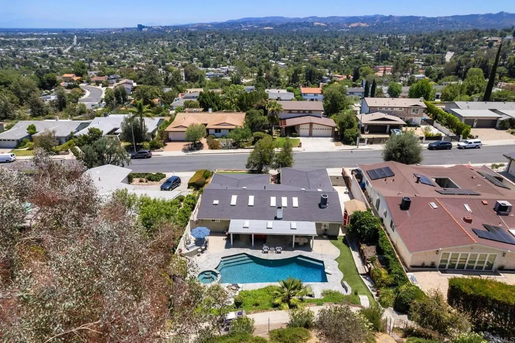 main property photo 69