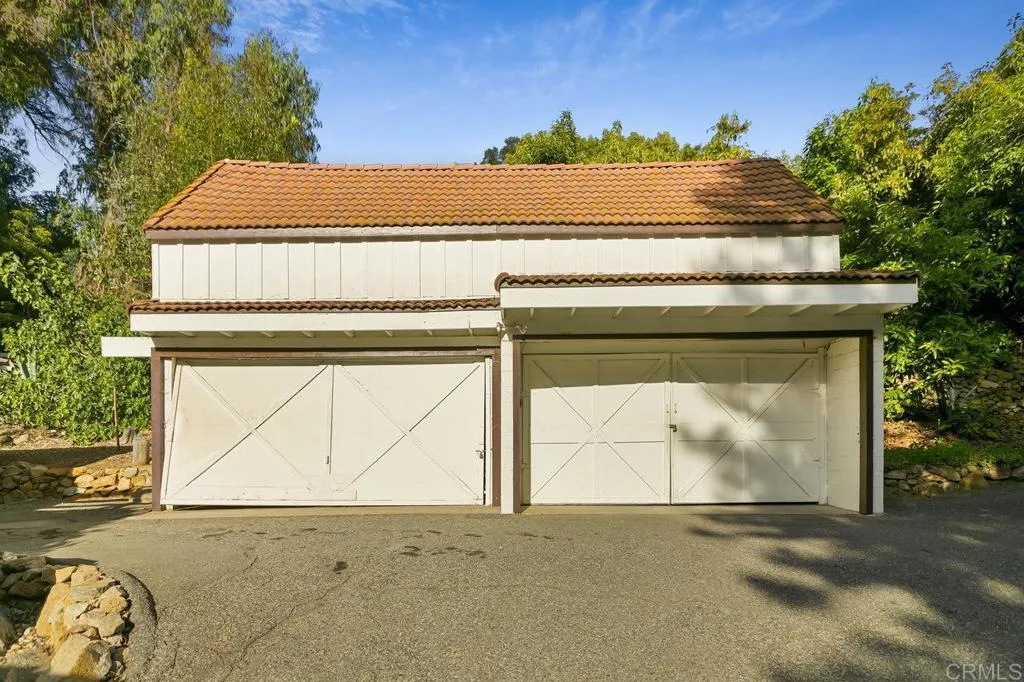 main property photo 62