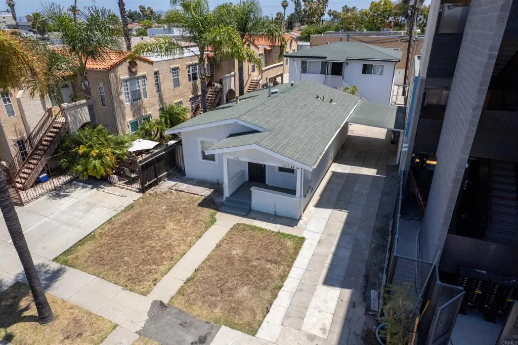 main property photo 18