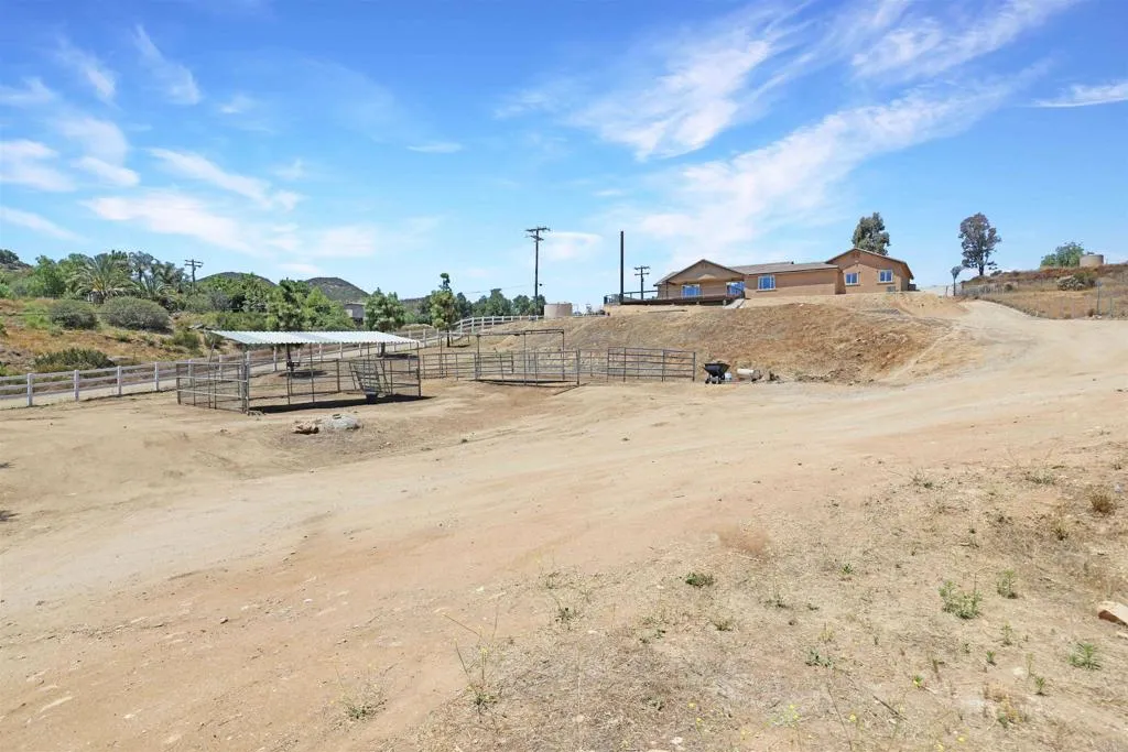 main property photo 35
