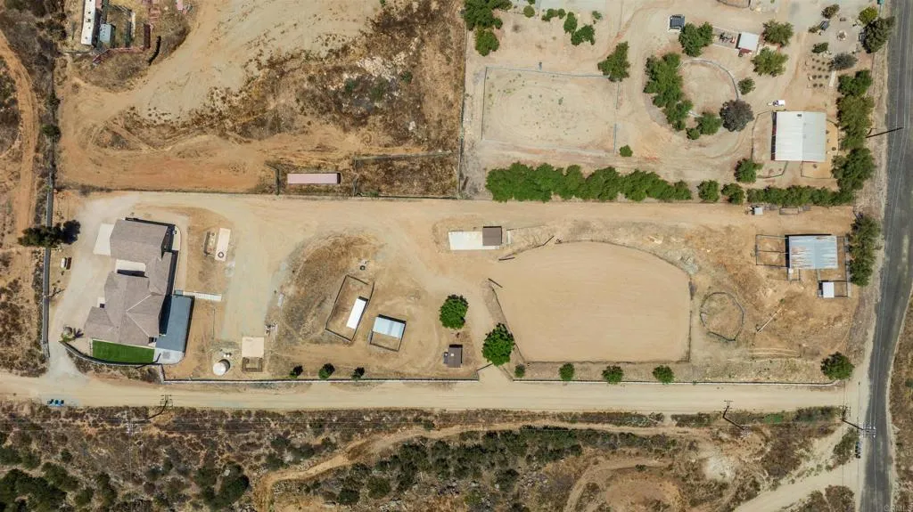 main property photo 50