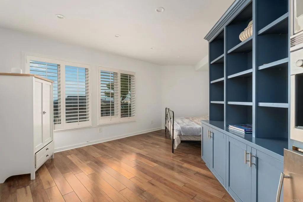 main property photo 63