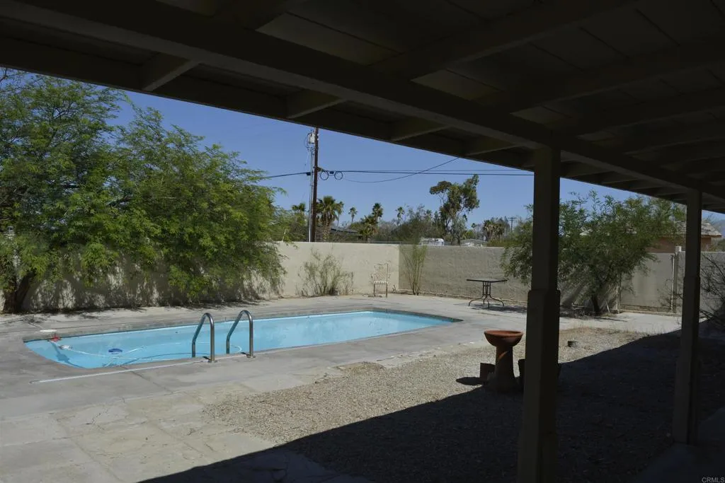main property photo 33