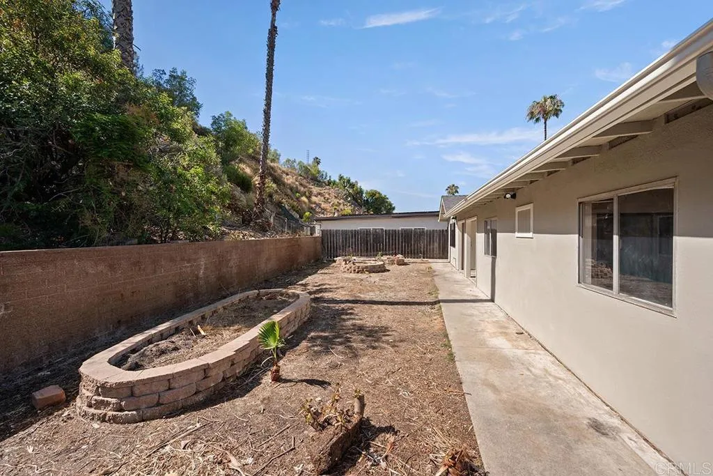 main property photo 47